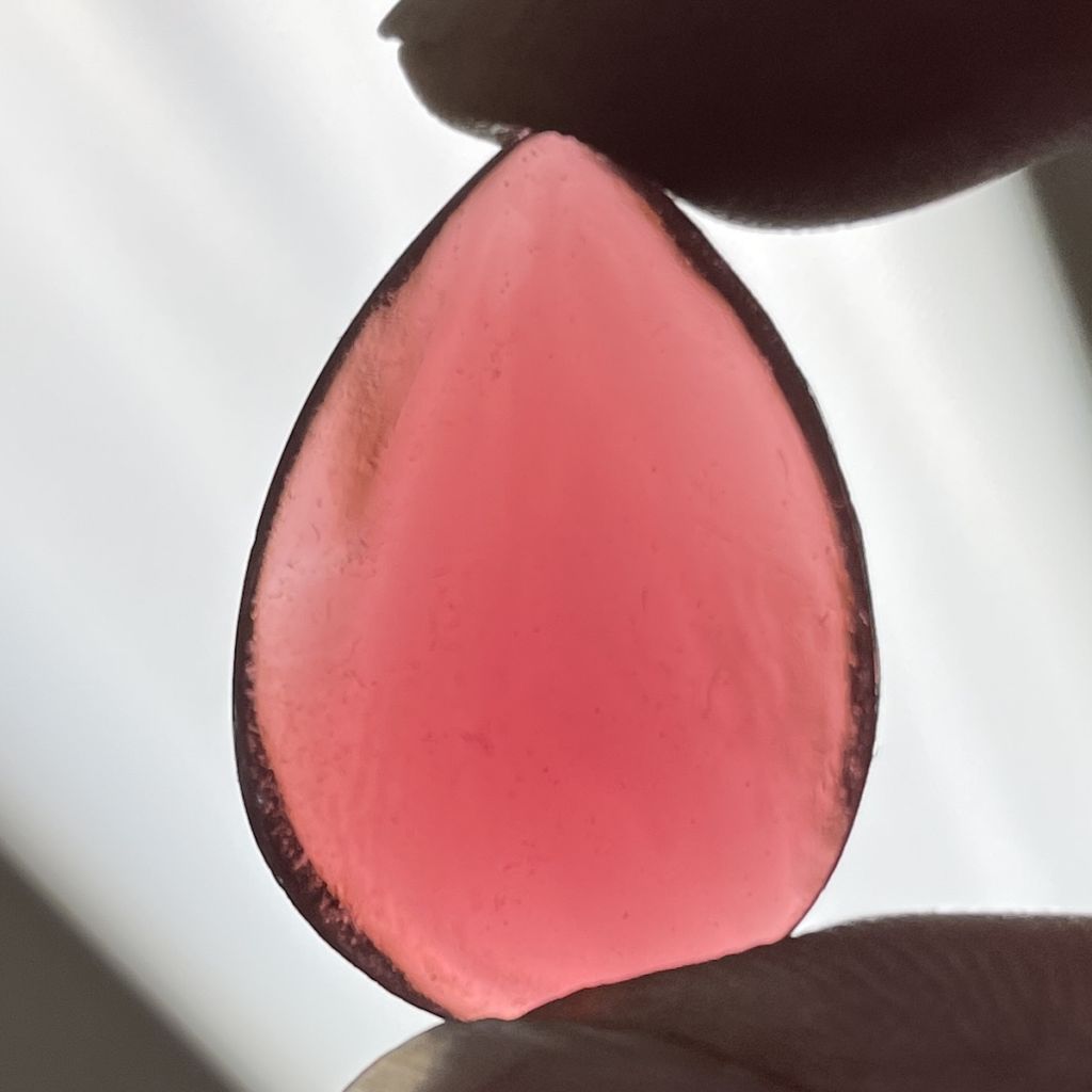 Smooth Teardrop Jewel HD2518-340 Cranberry